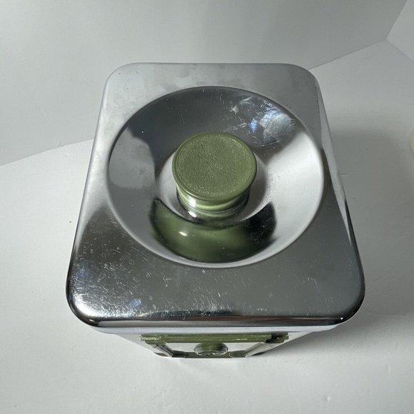 Vintage A.R. LITE 1960’s THE QUEEN LINE Green-Kitchen-Canister - FLOUR - Picture 2 of 4